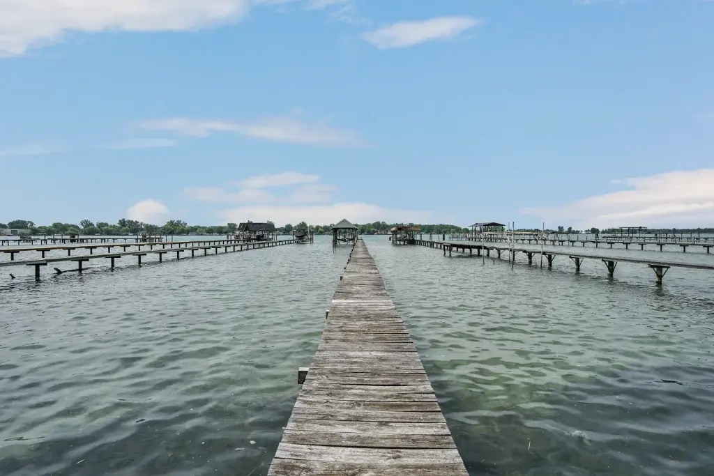 Pointe Trimble Rd Residence | Real Estate Professional Services