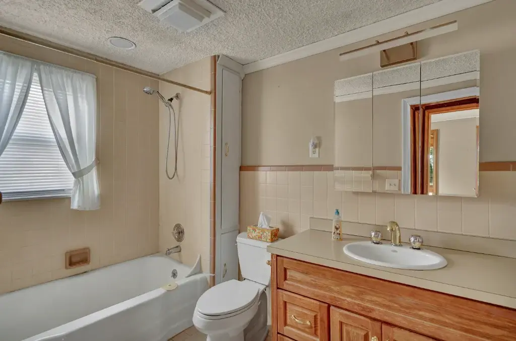 Pointe Trimble Rd Residence | Real Estate Professional Services