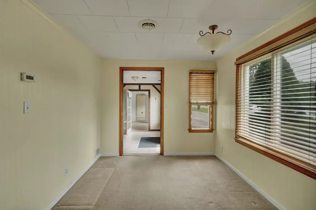 Pointe Trimble Rd Residence | Real Estate Professional Services