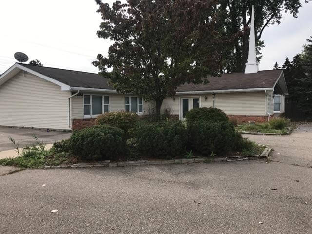 2,715 Square Foot Multi-Use Building | Real Estate Professional Services