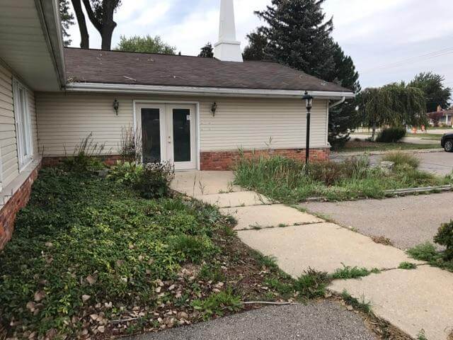 2,715 Square Foot Multi-Use Building | Real Estate Professional Services